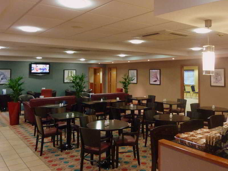 Doncaster International Hotel By Roomsbooked Ngoại thất bức ảnh