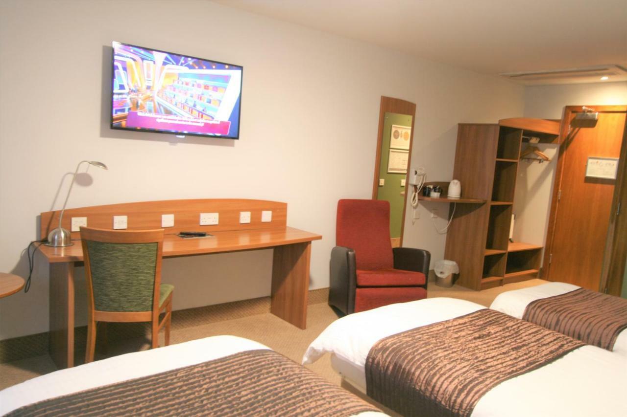 Doncaster International Hotel By Roomsbooked Ngoại thất bức ảnh