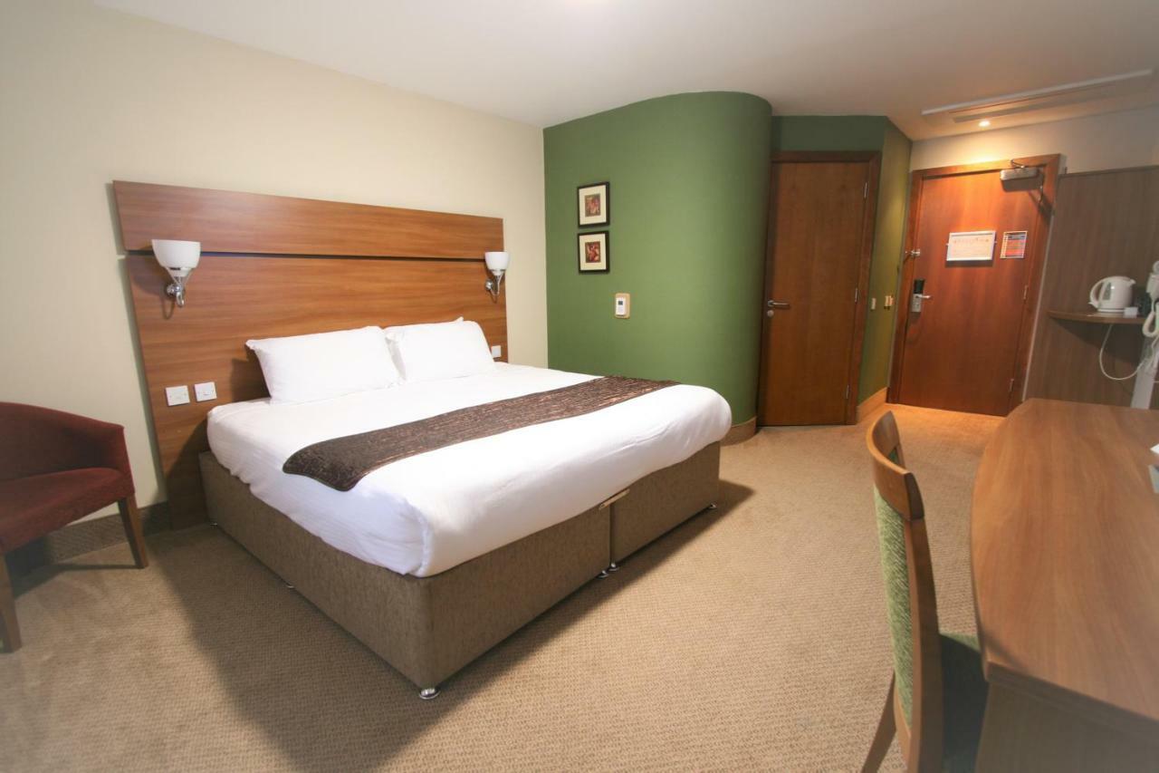 Doncaster International Hotel By Roomsbooked Ngoại thất bức ảnh