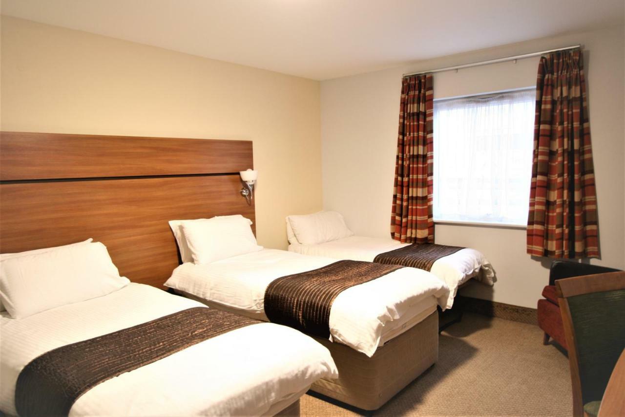 Doncaster International Hotel By Roomsbooked Ngoại thất bức ảnh