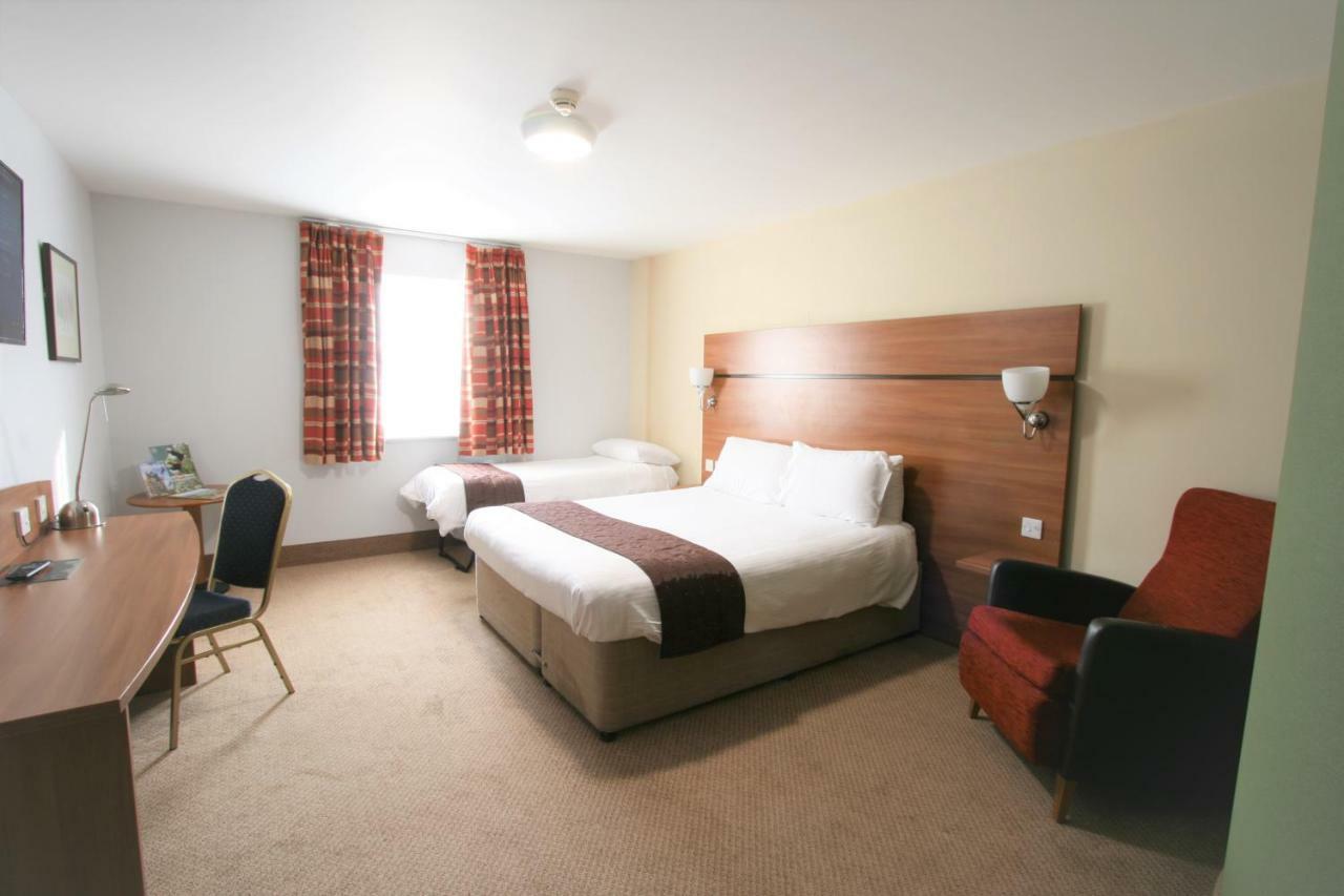 Doncaster International Hotel By Roomsbooked Ngoại thất bức ảnh