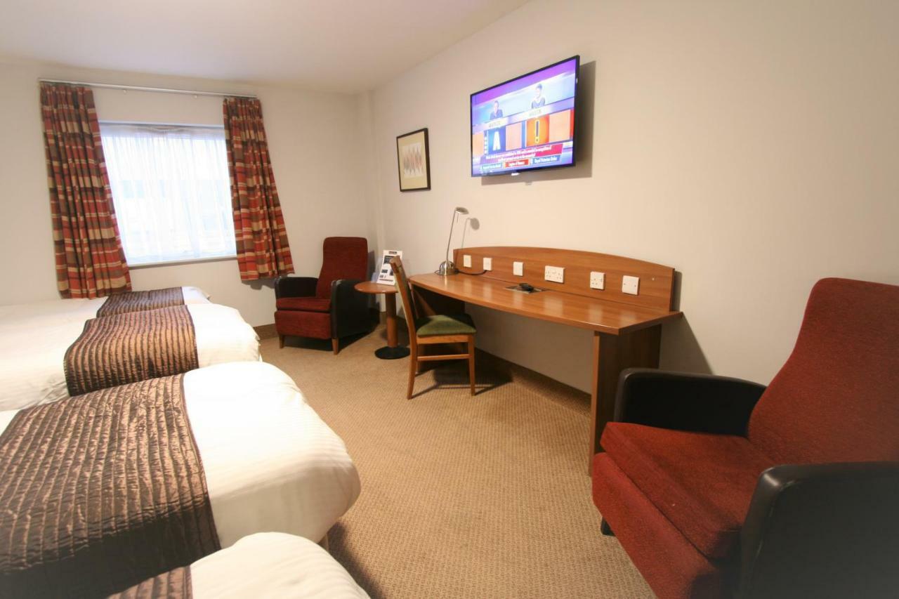 Doncaster International Hotel By Roomsbooked Ngoại thất bức ảnh