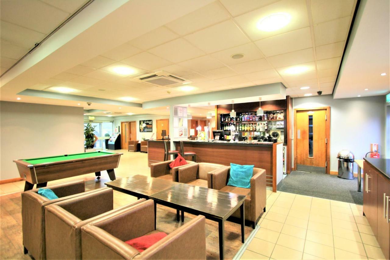 Doncaster International Hotel By Roomsbooked Ngoại thất bức ảnh