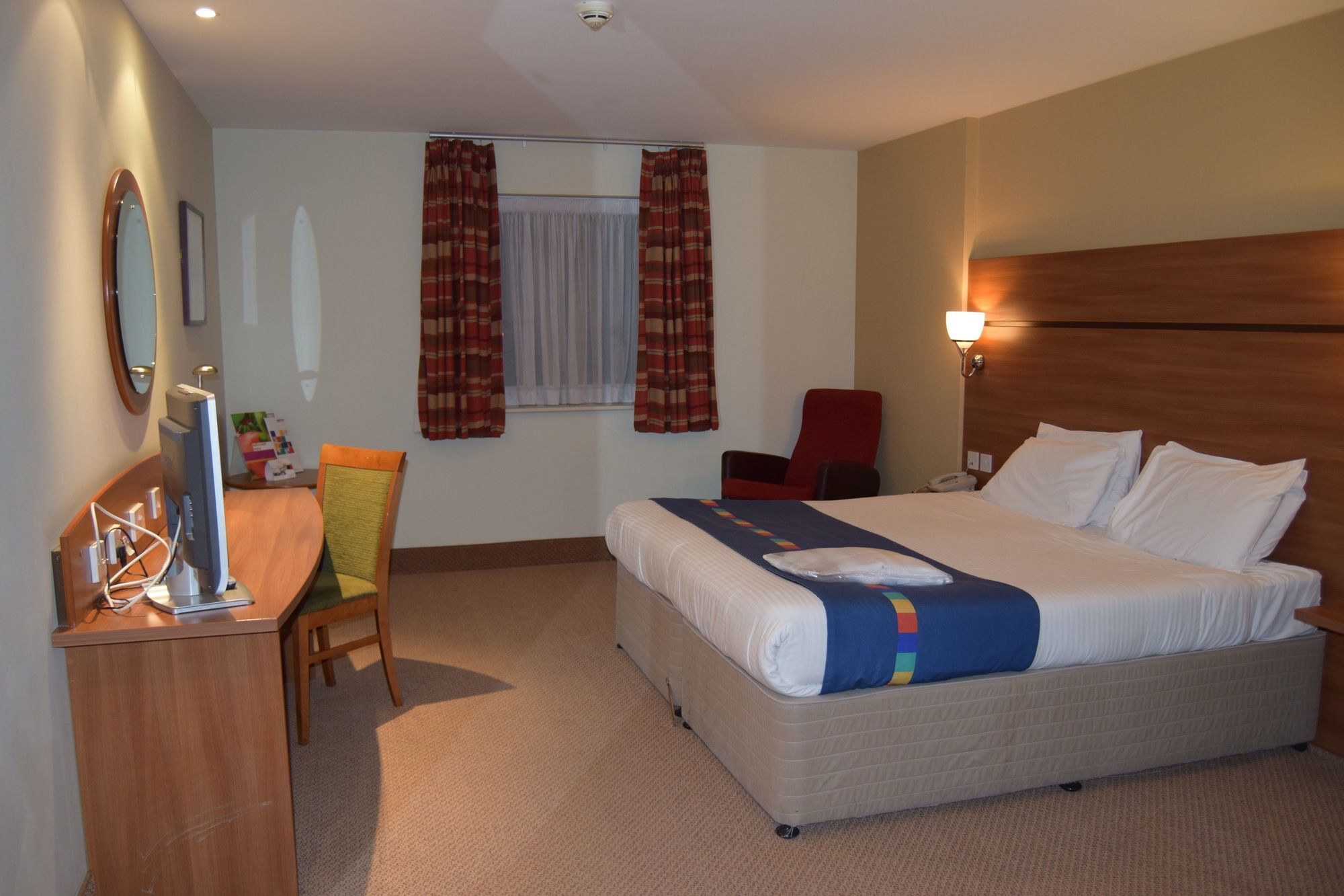 Doncaster International Hotel By Roomsbooked Ngoại thất bức ảnh